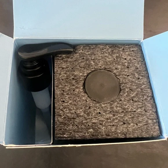 WEN by Chaz Dean Cleansing Conditioner - Picture 3 of 4